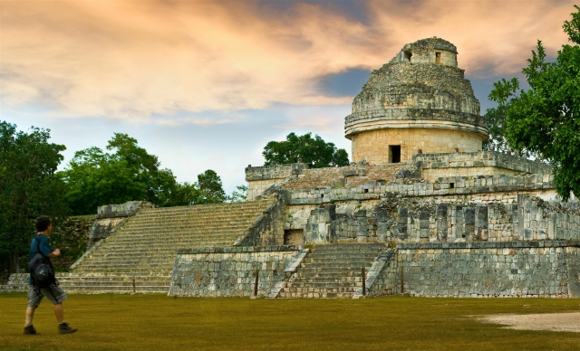  Ruins in Chichen Itzá 