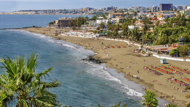  Besuchen Sie den Strand von San Agustín 