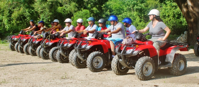 Drive an all-terrain vehicle in Oaxaca. 