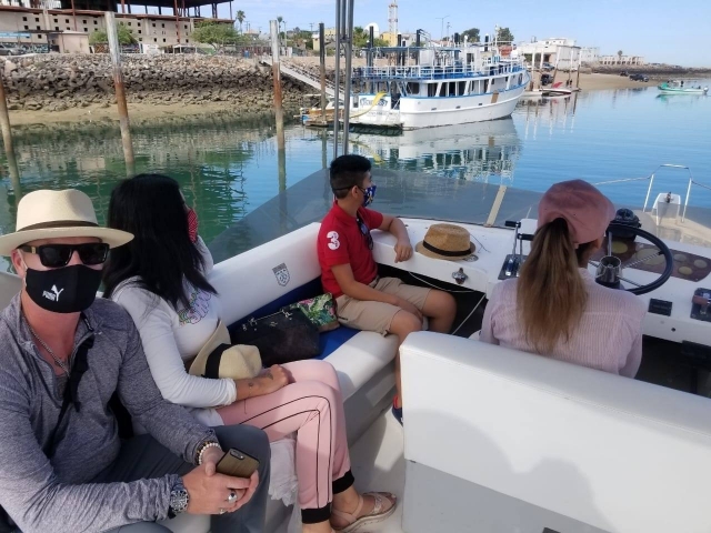 Saliendo al tour marítimo