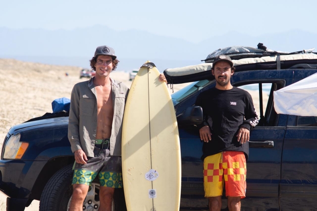 Camino a surfear en  San José del Cabo