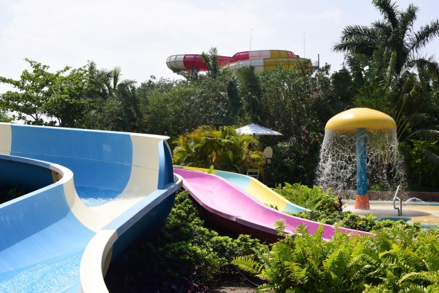 Zonas infantiles en el parque