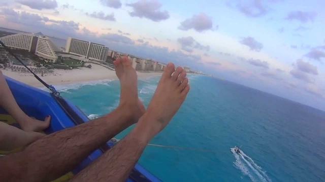  Incredible view of the Mexican Caribbean from parasailing