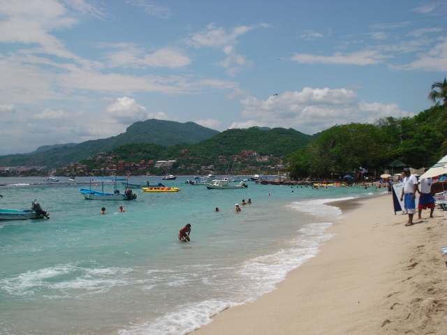 Playa las Gatas en Ixtapa Zihuatanejo