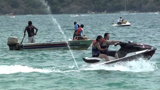 p-69714-jet-ski-para-dos-en-playa-linda-ixtapa_16212699201291.jpg