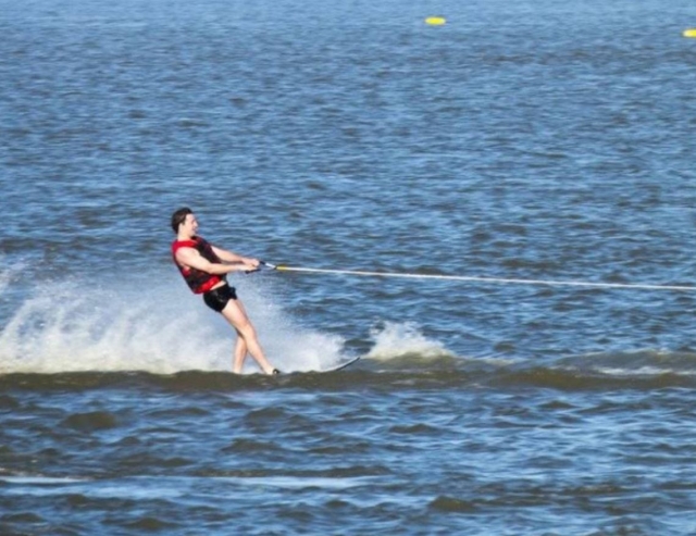  Sci nautico a Playa Linda 