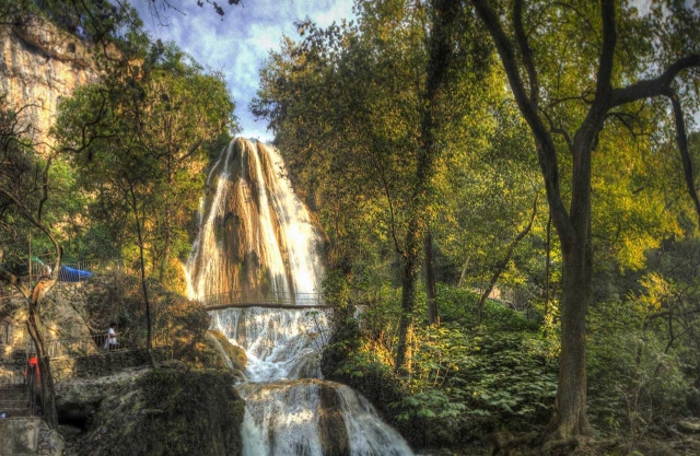 Visitaremos la cascada cola de caballo