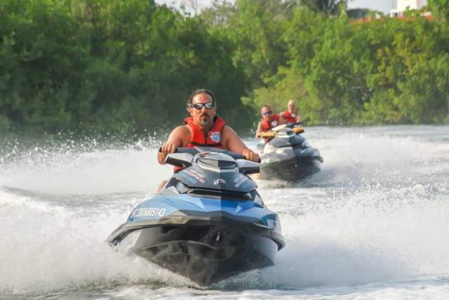  Tour guidato in moto d'acqua 