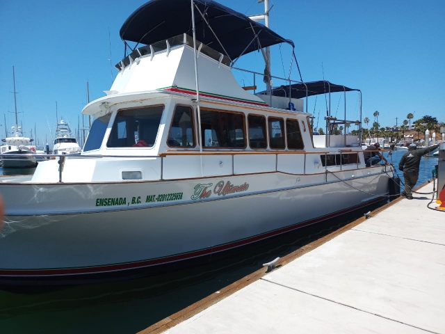  Lernen Sie unsere Yacht mit den dazugehörigen Annehmlichkeiten kennen 