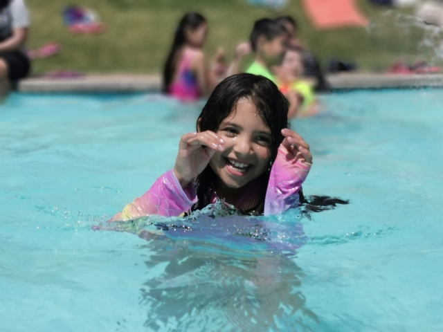  Abbiamo una piscina per combattere l'estate 
