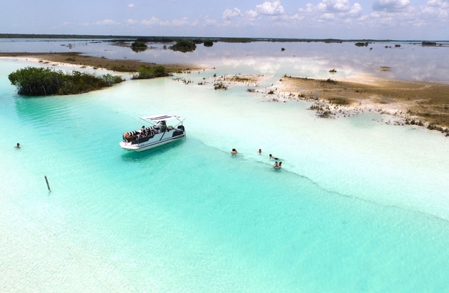Conce las playas vírgenes cerca de Bacalar