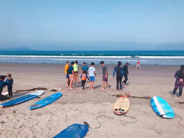  Instructors and beach