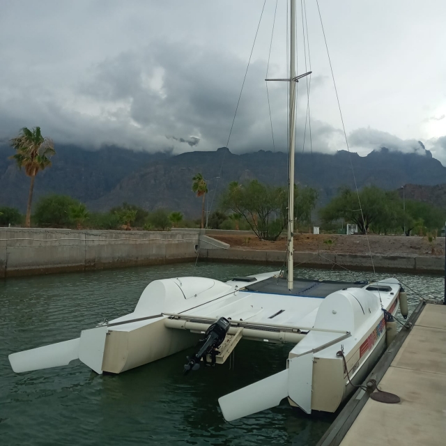  Catamaran ready to go 