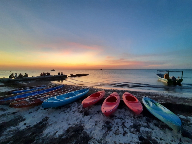 Kayak rides 