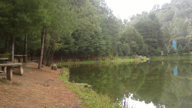  Intorno al lago 