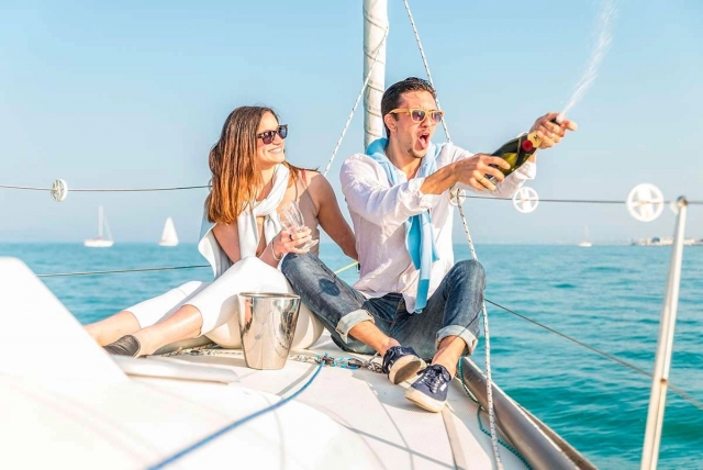 Feiern auf einer Yacht 