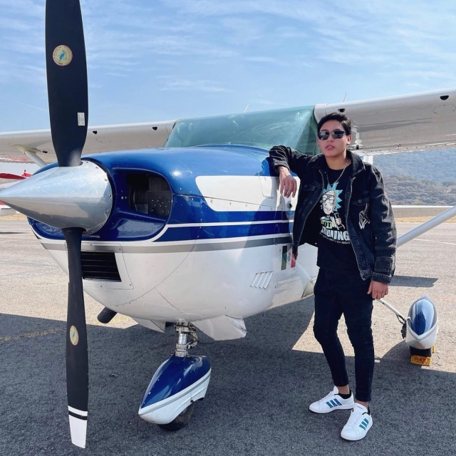  Vivi l'esperienza di pilotaggio 