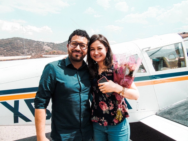  Coppia in volo romantico 