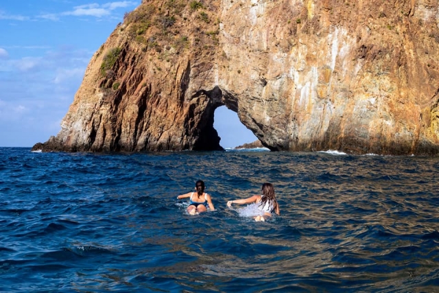  Surferinnen 