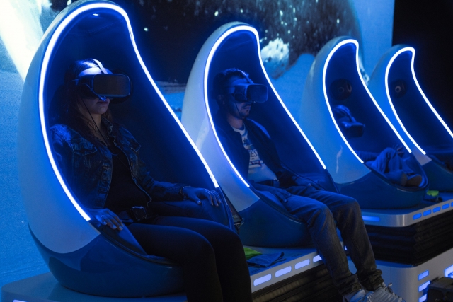  Capsule di realtà virtuale nell'acquario 
