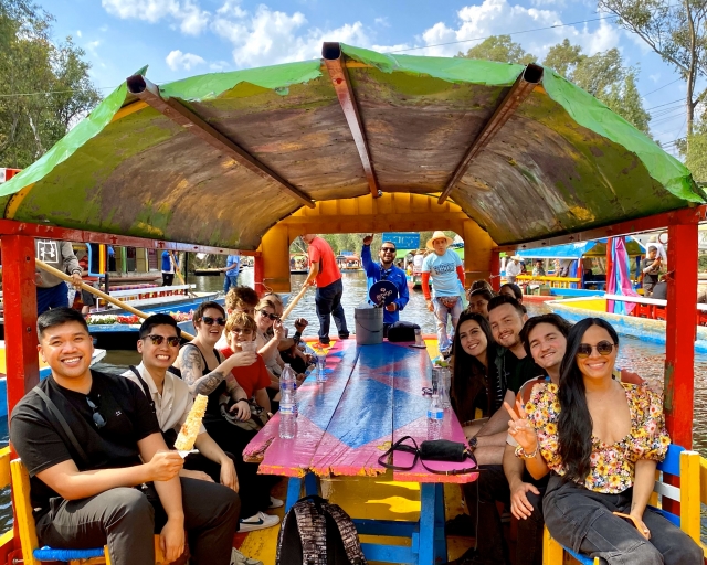  Fiesta in Trajinera 