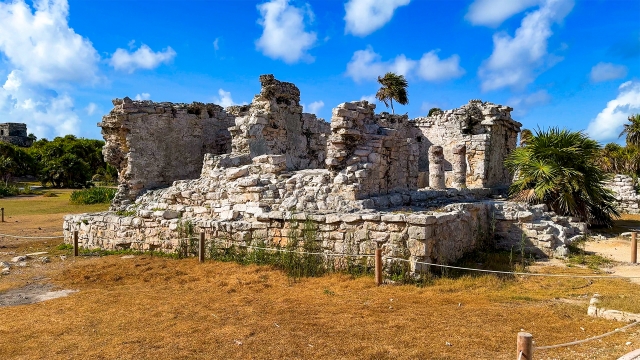 Ruinas en zona arqueológica