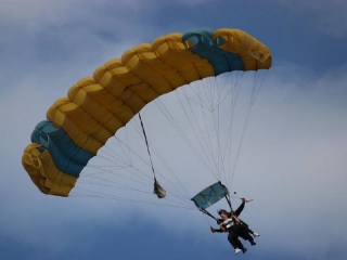 Fallschirmsprung mit Landenfotos, Tepic