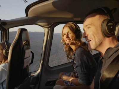 Romantic helicopter flight in Mexico City