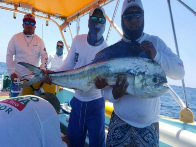 Pesca de troleo con nativos en Cancún 4 horas