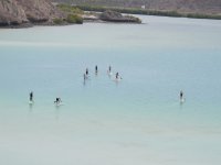  Sup yoga in a group 