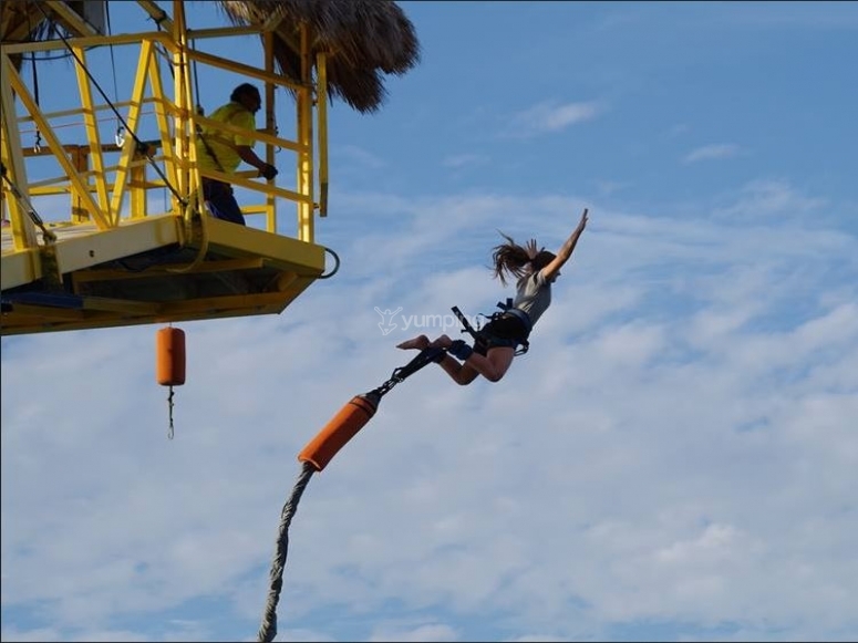 Bungee en Puerto Vallarta para ciudadanos locales desde 1500
