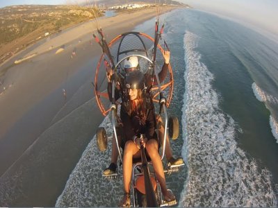 Bautismo de vuelo en paratrike en Cádiz 40 minutos