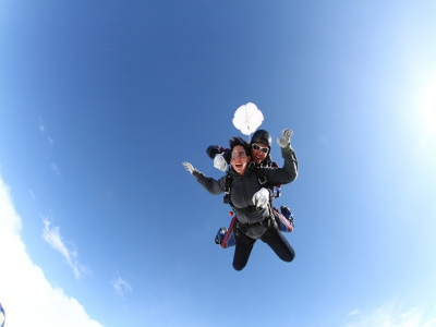 Parachute jump in San Miguel with external video