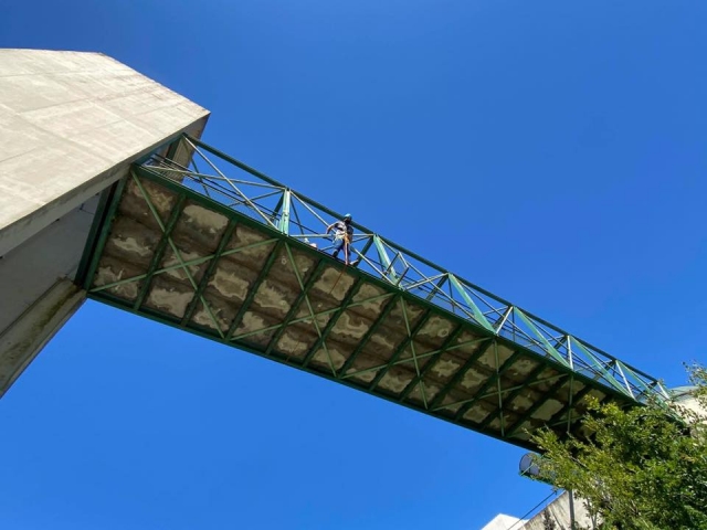 Preparado para su salto de bungee