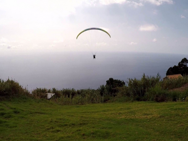 Vuelo en parapenle por Funchal