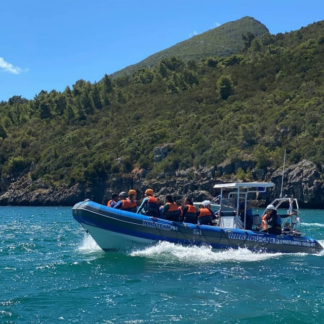 Ruta en barco parque natural de Arrábida