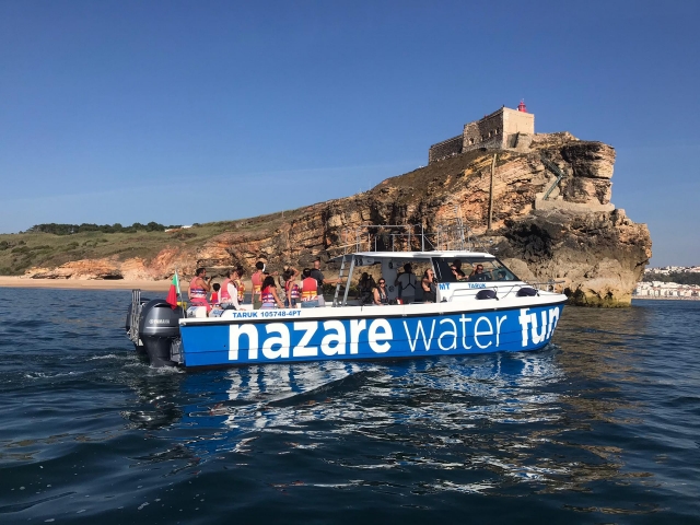 paseo en barco nazare