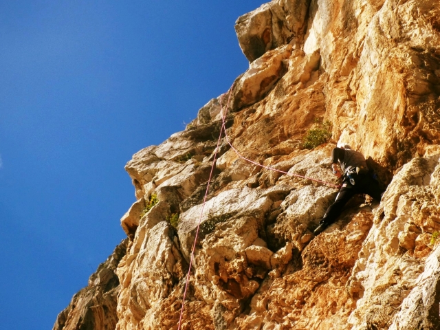 Escalando en el distrito de Leiria