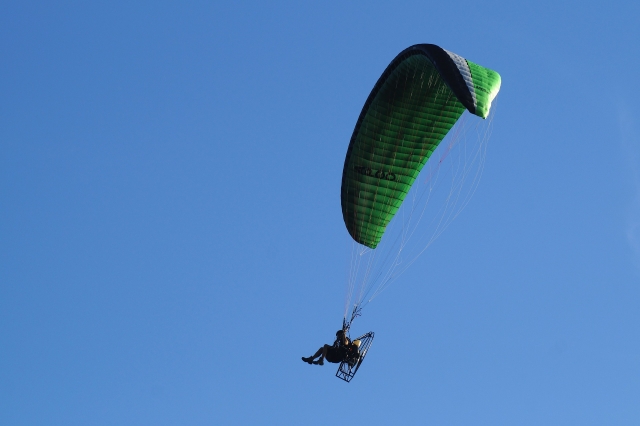 Volando en paramotor