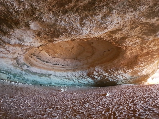 Gruta de Benagil en Portugal
