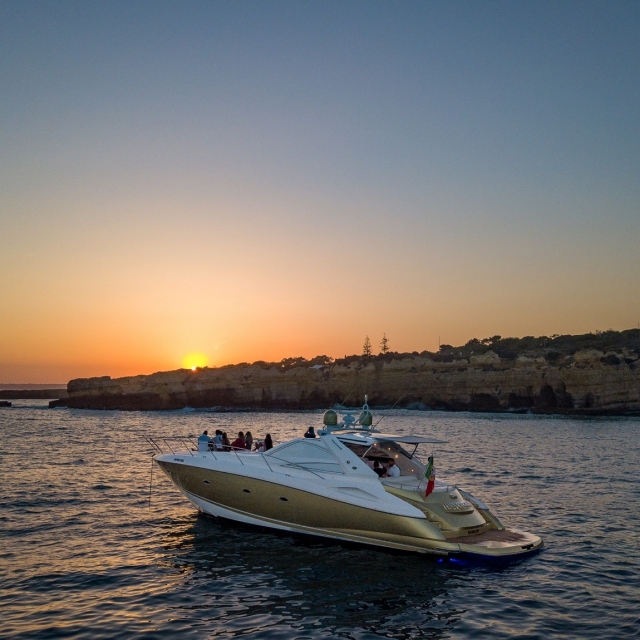 Atardecer en el barco