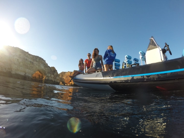 Chapuzon en las aguas del Algarve