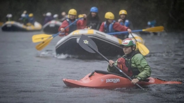 Cuando la genle que hace piragua y rafting se junta