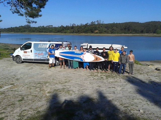 Nuestro staff posando en una foto grupal