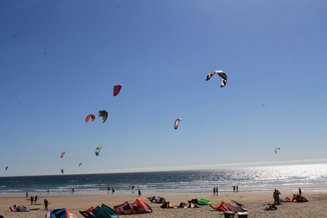 Con las cometas en el aire