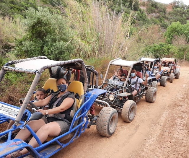 Nuestra flota de buggies