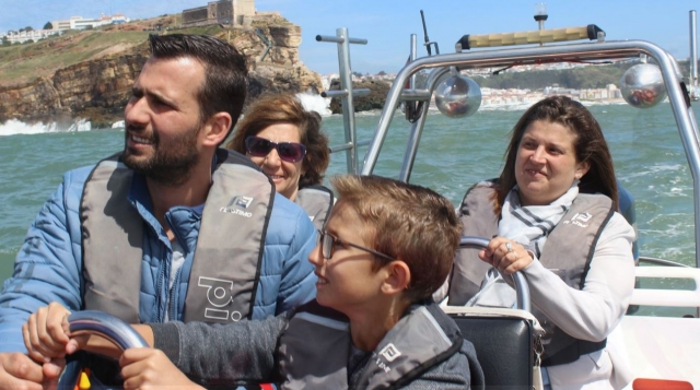 Además merece la pena venir con toda la familia al completo