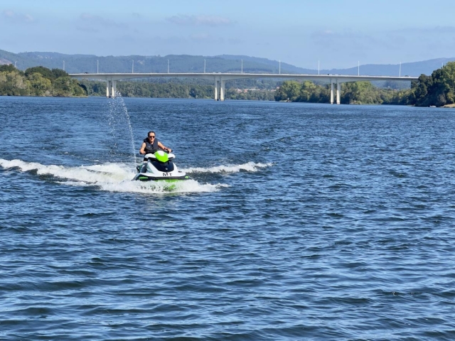 Jet skis en Praia da Lenta