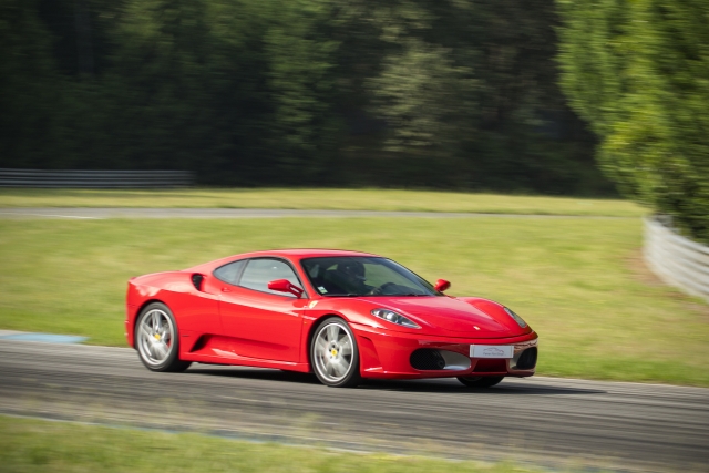  Explotando las características del Ferrari F430 F1 