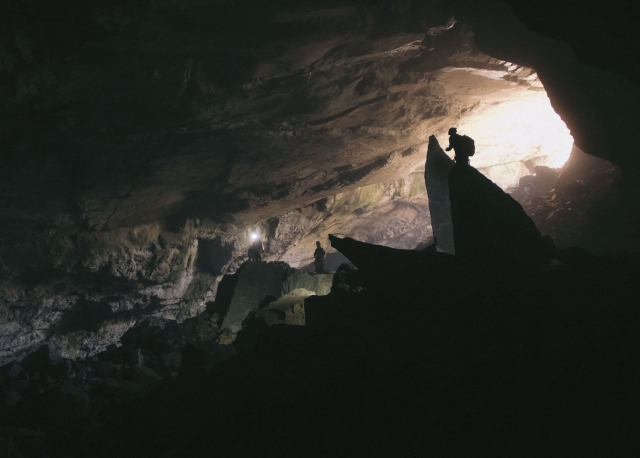 Espeleologia en la oscuridad